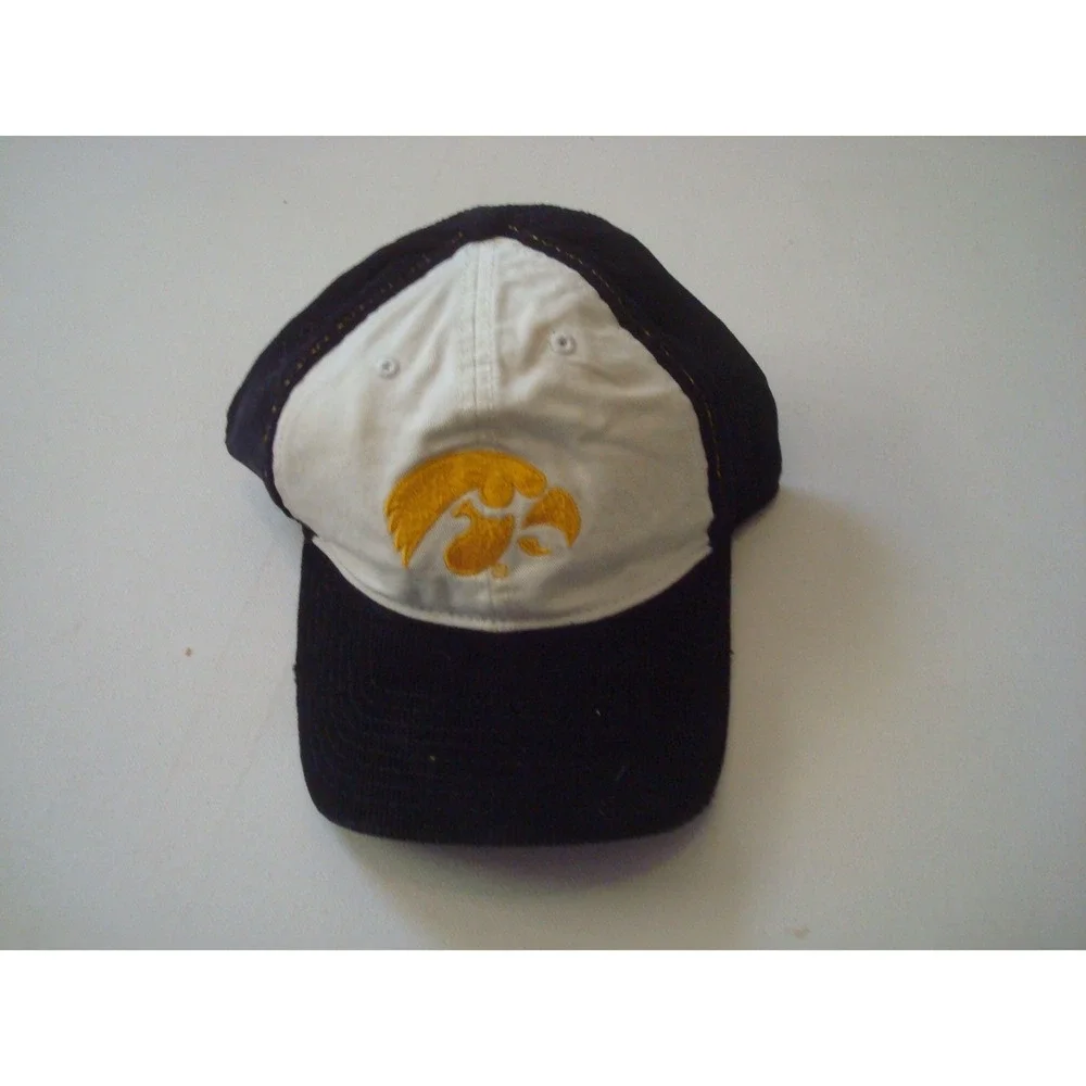 IOWA HAWKEYES   BEACH ADJUSTABLE HAT CAP DEADSTOCK  VINTAGE‎ U3